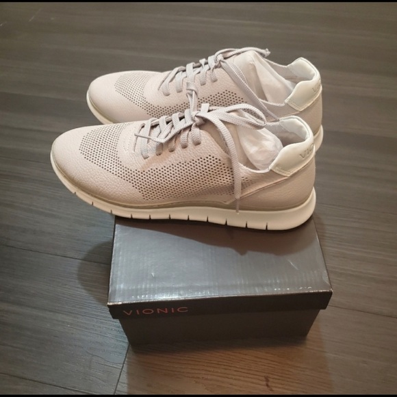 NEW Vionic Joey Sneakers - Light Grey Nubuck - Picture 5 of 8